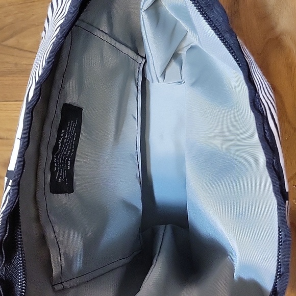 OlovesM geometric black and white Bernie adjustable strap recycled crossbody - Picture 5 of 12